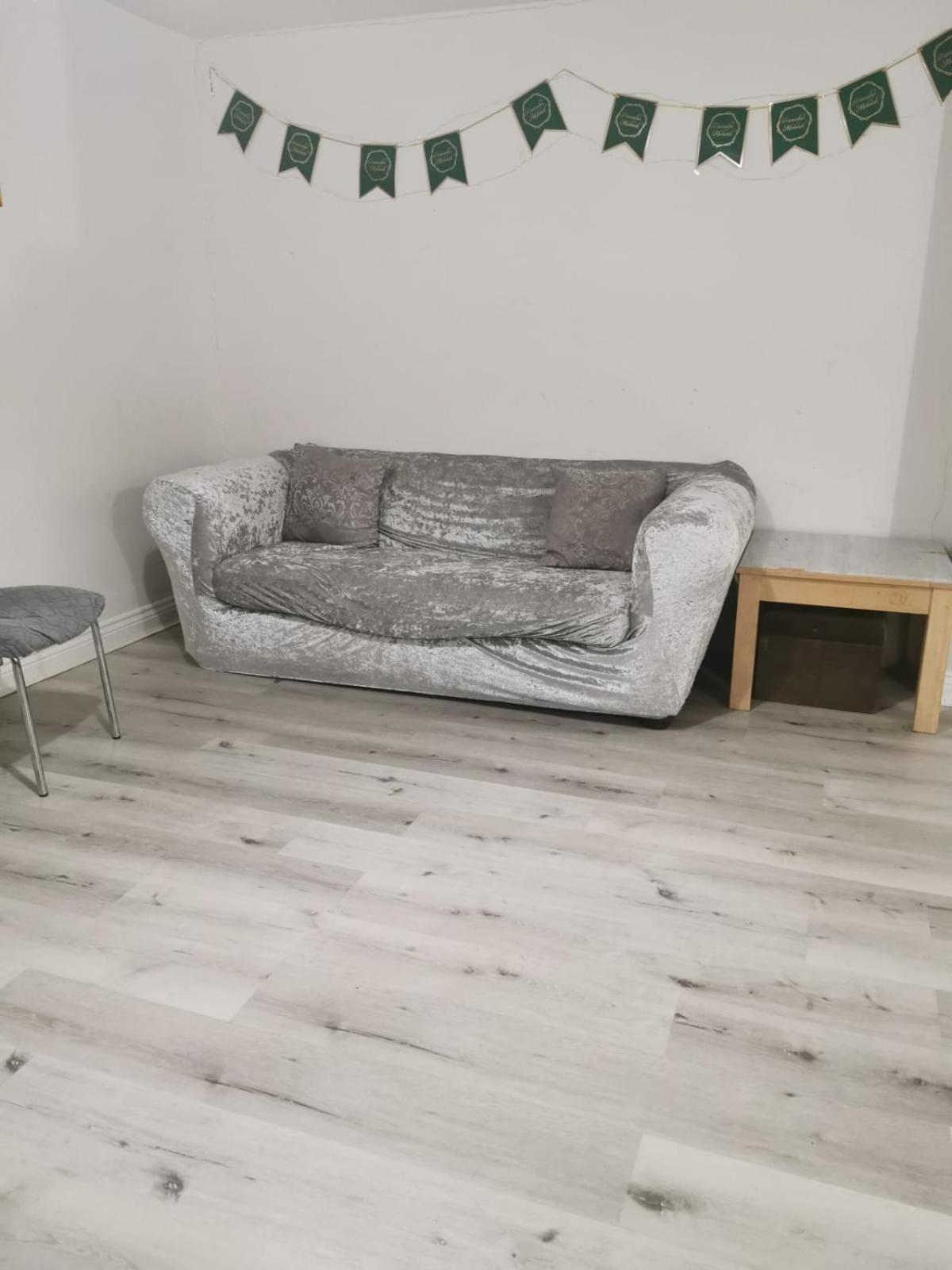 3 Bedroom Home Near Windsor Castle, Legoland, & Heathrow Slough Exteriör bild